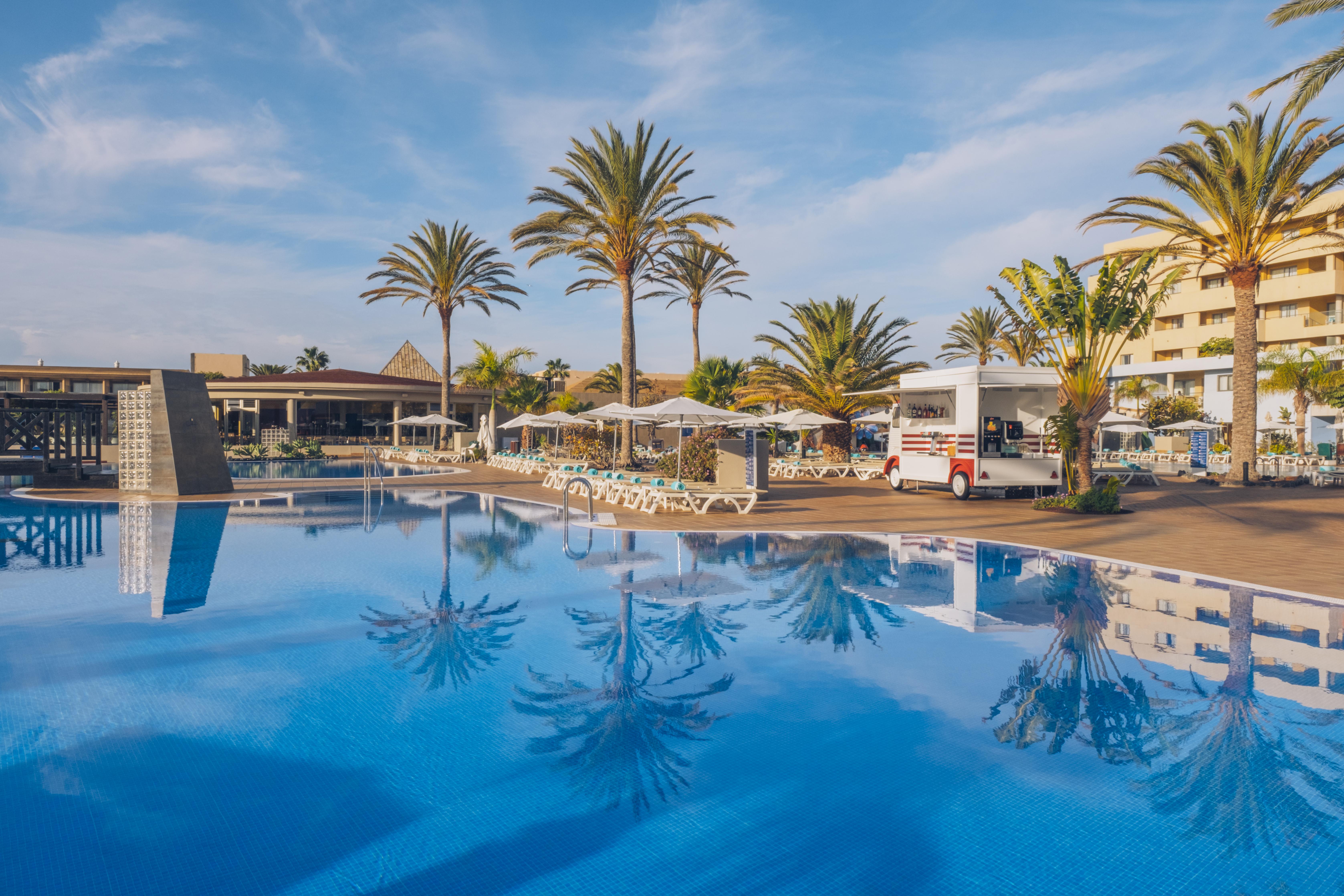 Hotel Iberostar Waves Gaviotas Park Playa Jandia Esterno foto