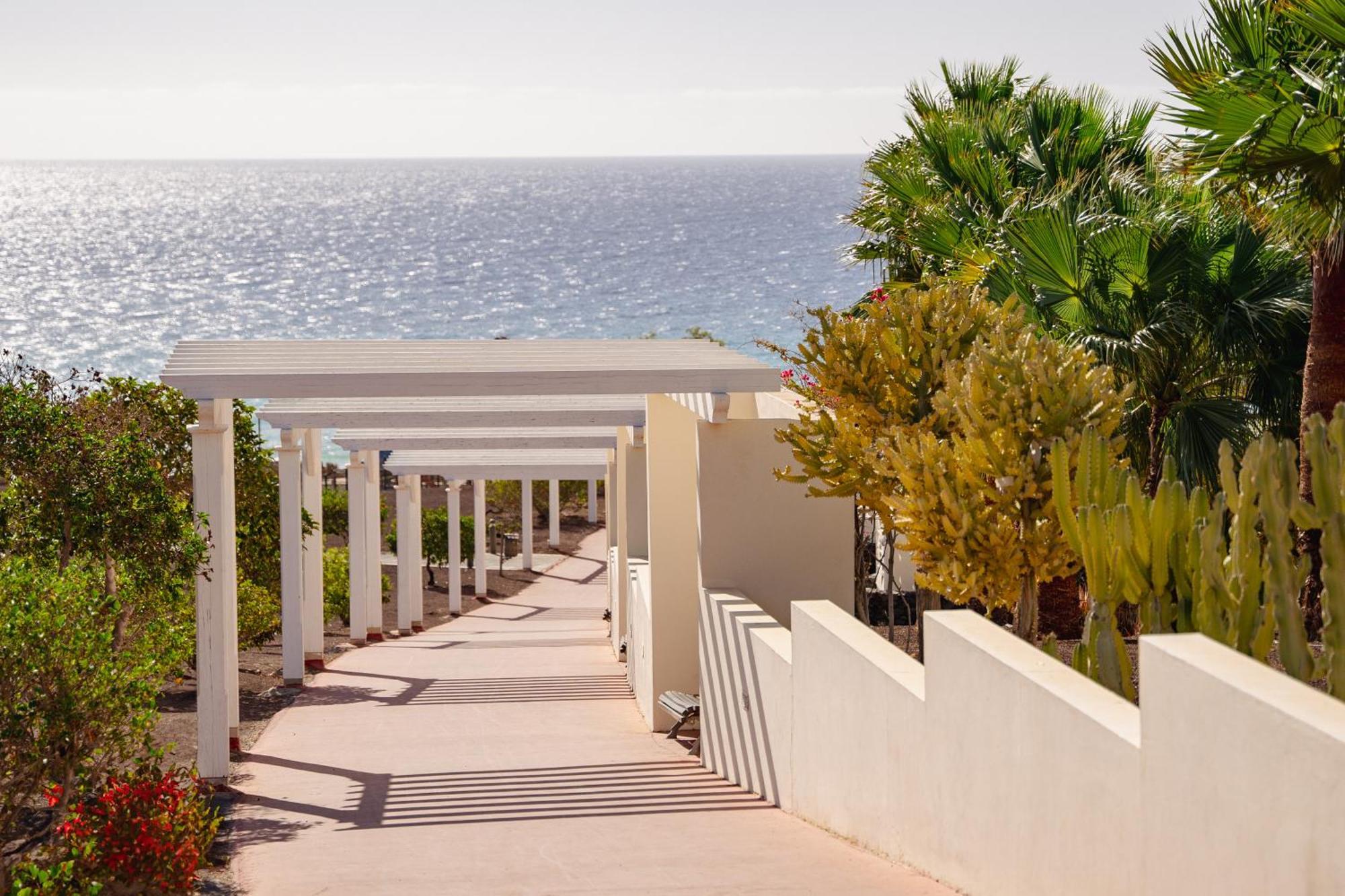 Hotel Iberostar Waves Gaviotas Park Playa Jandia Esterno foto